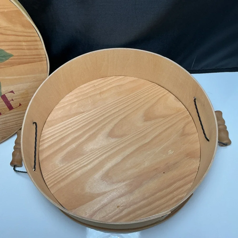 Vtg. Apple Pie Basket Wood Handles & Peek Screen Window Cover Decor Purpose Only